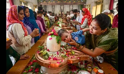 सावन सोमवार पर श्रद्धालुओं की भीड़ को देखते हुए हाईवे ट्रैफिक में बदलाव सावन सोमवार पर श्रद्धालुओं की भीड़ को देखते हुए हाईवे ट्रैफिक में बदलाव