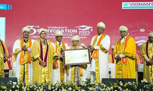 पूर्व IIM निदेशक ने छात्रों से नवाचार के साथ भारत के भविष्य का नेतृत्व करने का आह्वान किया