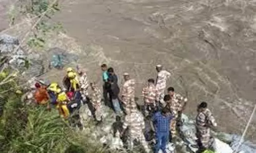 Uttarakhand : पहाड़ों में आज भी भारी बारिश की चेतावनी