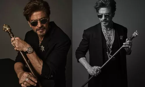 नेशनल अवॉर्ड मिलने पर शशि थरूर ने सरल अंदाज में दी बधाई, शाहरुख खान ने दिया मजेदार जवाब
