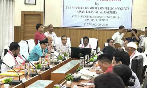 असम विधानसभा PAC ने सोनितपुर में सरकारी योजनाओं के कार्यान्वयन की समीक्षा की असम विधानसभा PAC ने सोनितपुर में सरकारी योजनाओं के कार्यान्वयन की समीक्षा की