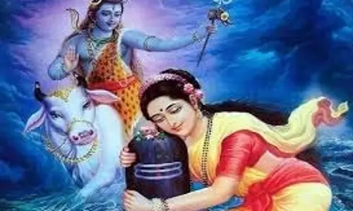 Kajari Teej 2025: कजरी तीज पर माता पार्वती को ये चीजें अर्पित करें, मिलेगा खंड सौभाग्य का आशीर्वाद