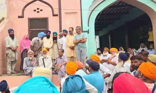 Nabha के ग्रामीणों ने जोड़े का बहिष्कार किया Nabha के ग्रामीणों ने जोड़े का बहिष्कार किया