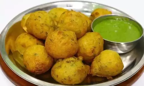 sweet potato bonda :इस मानसून घर पर बनाएं कुरकुरा शकरकंद बोंडा sweet potato bonda :इस मानसून घर पर बनाएं कुरकुरा शकरकंद बोंडा