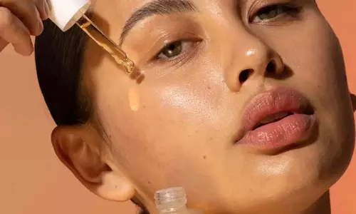 Skin Care: सुबह उठते ही अपनाएं ये आसान स्किनकेयर रूटीन, तरोताजा हो जाएगी त्वचा