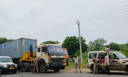Ahmedabad : आरटीओ 10 करोड़ जुर्माना, 2,161 लाइसेंस निलंबित Ahmedabad : आरटीओ 10 करोड़ जुर्माना, 2,161 लाइसेंस निलंबित