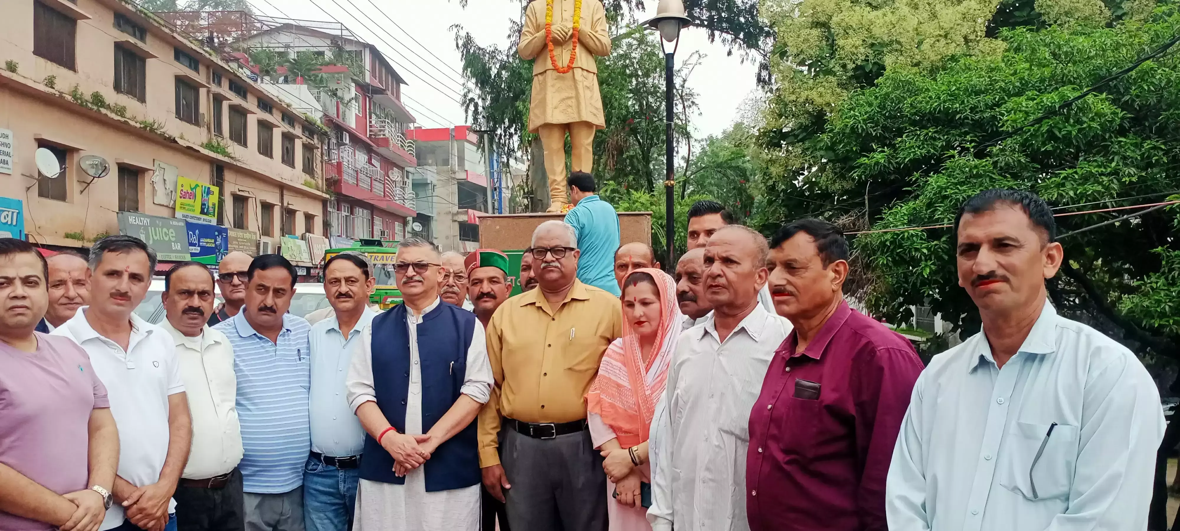 Nahan: हिमाचल निर्माता को कांग्रेस विधायक ने दी भावभीनी श्रद्धांजलि