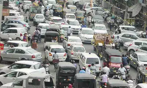 Jalandhar: वाहन निषेध क्षेत्र लागू करें, सार्वजनिक परिवहन के उपयोग को प्रोत्साहित करें
