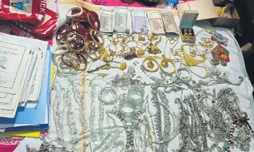 ओडिशा के MVI के पास विजिलेंस की छापेमारी में 44 प्लॉट और 1 किलो सोना मिला