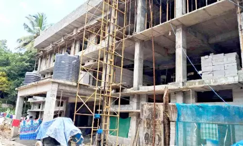 सात सौ से अधिक सामुदायिक स्वास्थ्य केंद्र; निर्माण कार्य प्रगति पर