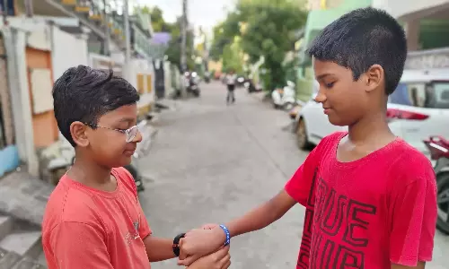 फ्रेंडशिप डे पर AI का नया बेस्ट फ्रेंड, लेकिन इंसानों की जीत पक्की