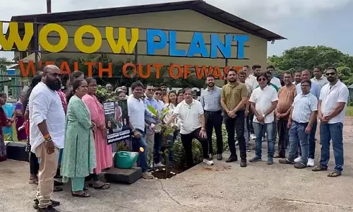 मौविन गोडिन्हो ने हरित Goa को बढ़ावा देने के लिए जॉगर्स पार्क में पौधारोपण अभियान शुरू किया मौविन गोडिन्हो ने हरित Goa को बढ़ावा देने के लिए जॉगर्स पार्क में पौधारोपण अभियान शुरू किया