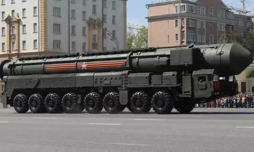 Russia की शैतान 2 मिसाइल दुनिया में कहीं भी हमला कर सकती Russia की शैतान 2 मिसाइल दुनिया में कहीं भी हमला कर सकती