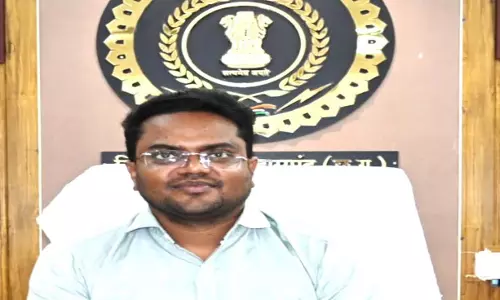 जिला पंचायत के मुख्य कार्यपालन अधिकारी हेमंत नंदनवार ने किया पदभार ग्रहण