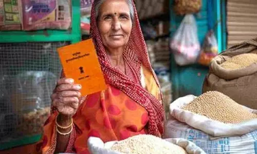 12,000 से अधिक राशन कार्ड धारकों को मुफ्त अनाज मिलना स्थायी रूप से बंद कर दिया जाएगा 12,000 से अधिक राशन कार्ड धारकों को मुफ्त अनाज मिलना स्थायी रूप से बंद कर दिया जाएगा