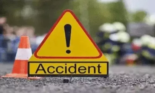 प्रज्ञापुर के पास सड़क हादसा.. दो युवकों की मौत प्रज्ञापुर के पास सड़क हादसा.. दो युवकों की मौत