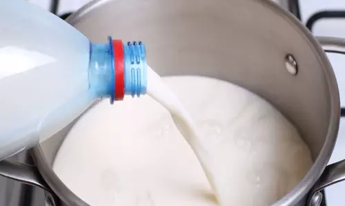 Firozabad: जांच रिपोर्ट में मिला जहरीला दूध, प्रशासन ने बनाई तीन जांच टीमें