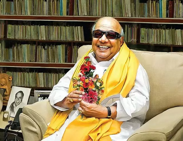 करुणानिधि की पुण्यतिथि: 7 अगस्त को DMK शांतिपूर्ण रैली करेगी करुणानिधि की पुण्यतिथि: 7 अगस्त को DMK शांतिपूर्ण रैली करेगी