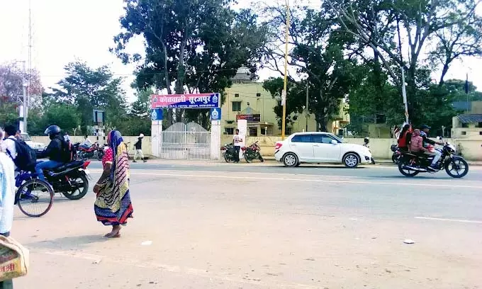 रेप का वीडियो Instagram फ्रेंड ने किया वायरल, सूरजपुर पुलिस ने पटना में दबोचा रेप का वीडियो Instagram फ्रेंड ने किया वायरल, सूरजपुर पुलिस ने पटना में दबोचा