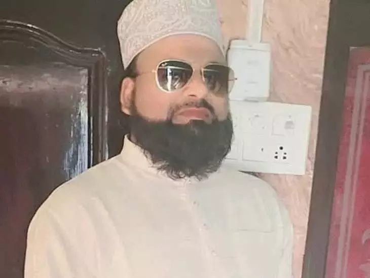मौलाना ने पत्नी को मारने एसिड का किया था इस्तेमाल, दोबारा पीएम कराने से हुआ हत्या का खुलासा मौलाना ने पत्नी को मारने एसिड का किया था इस्तेमाल, दोबारा पीएम कराने से हुआ हत्या का खुलासा