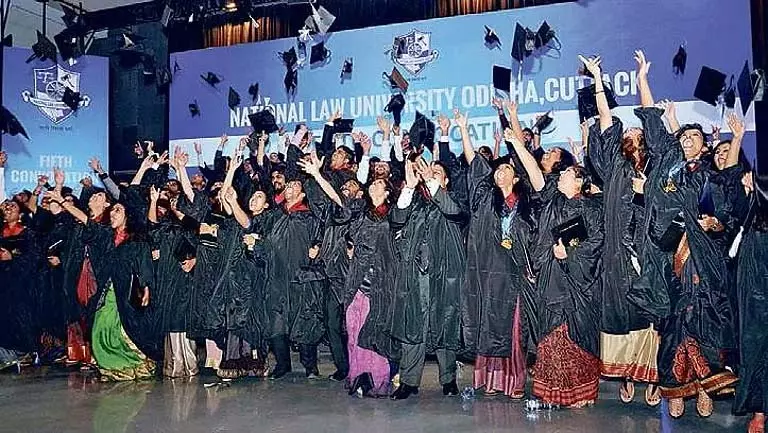 Odisha राज्य बार काउंसिल ने विधि स्नातकों के लिए ऑनलाइन नामांकन शुरू Odisha राज्य बार काउंसिल ने विधि स्नातकों के लिए ऑनलाइन नामांकन शुरू