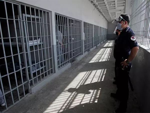 Mexico: जेल में हुए दंगे में 7 की मौत, 11 घायल Mexico: जेल में हुए दंगे में 7 की मौत, 11 घायल