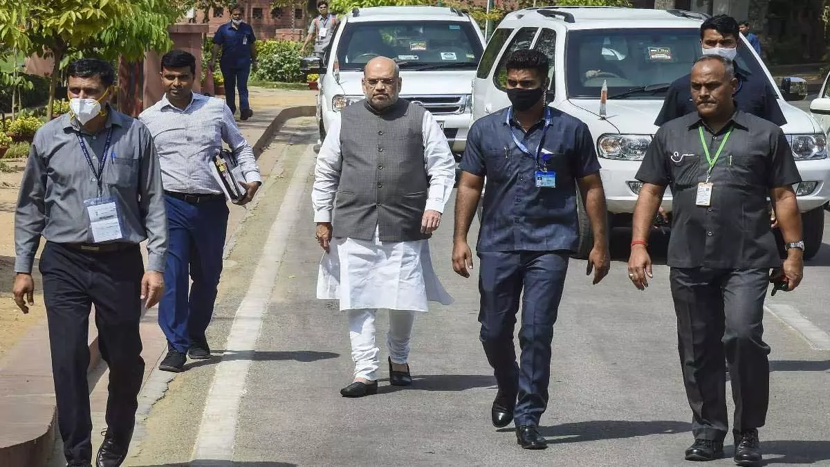 अमित शाह बने भारत के सबसे लंबे समय तक केंद्रीय गृह मंत्री, लाल कृष्ण आडवाणी को पीछे छोड़ा अमित शाह बने भारत के सबसे लंबे समय तक केंद्रीय गृह मंत्री, लाल कृष्ण आडवाणी को पीछे छोड़ा
