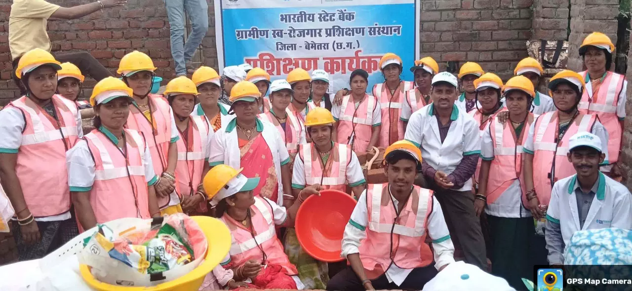 युवा सिख रहे हैं सपनों को साकार करने की कला युवा सिख रहे हैं सपनों को साकार करने की कला