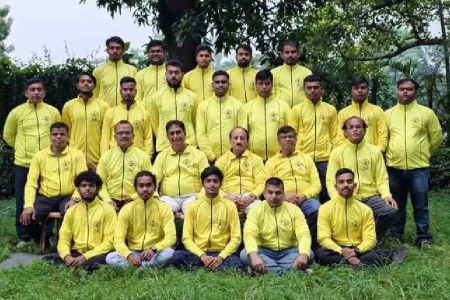 Bengal: स्वतंत्रता दिवस समारोह के बाद पर्वतारोही युनम शिखर अभियान पर निकलेंगे Bengal: स्वतंत्रता दिवस समारोह के बाद पर्वतारोही युनम शिखर अभियान पर निकलेंगे