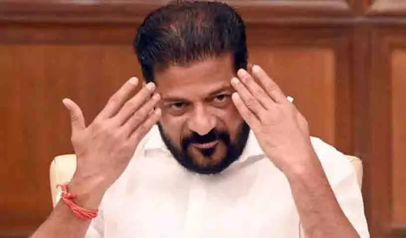 Telangana में जनता का गुस्सा बढ़ा, कांग्रेस विधायकों और मंत्रियों से सीधा सामना Telangana में जनता का गुस्सा बढ़ा, कांग्रेस विधायकों और मंत्रियों से सीधा सामना