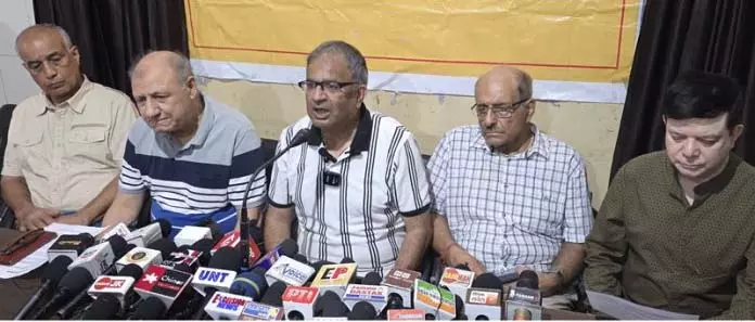 भारत सरकार आतंकवाद के नरसंहारी उद्देश्यों को पहचानने से कतरा रही है: PK भारत सरकार आतंकवाद के नरसंहारी उद्देश्यों को पहचानने से कतरा रही है: PK