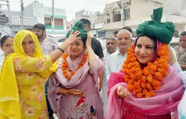Sonipat: हर व्यक्ति के हक और सम्मान के लिए लड़ रही है इनेलो: सुनैना Sonipat: हर व्यक्ति के हक और सम्मान के लिए लड़ रही है इनेलो: सुनैना