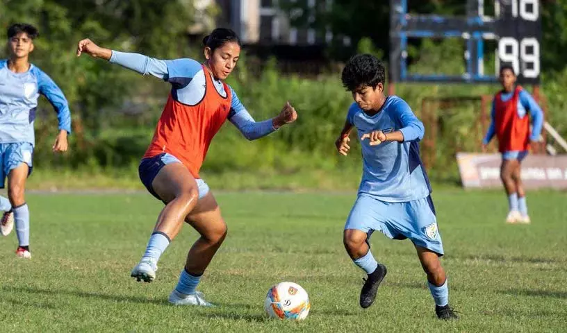 एएफसी अंडर-20 क्वालीफायर में भारत का मुकाबला इंडोनेशिया से एएफसी अंडर-20 क्वालीफायर में भारत का मुकाबला इंडोनेशिया से