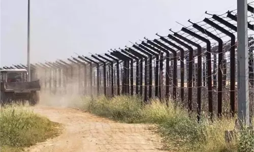 Jammu-Kashmir: संदिग्ध गिरफ्तार, मोबाइल बैकअप से सामने आई सच्चाई