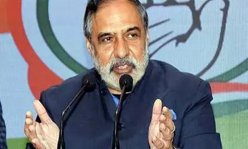 भारतीय अर्थव्यवस्था पर ट्रंप की टिप्पणी अस्वीकार्य: Anand Sharma भारतीय अर्थव्यवस्था पर ट्रंप की टिप्पणी अस्वीकार्य: Anand Sharma