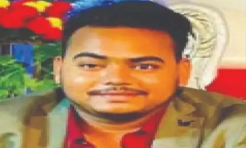 रूफटॉप लंदन कैफे के मालिक को महिला सरकारी कर्मचारी के साथ धोखाधड़ी और हत्या के प्रयास के आरोप में गिरफ्तार किया रूफटॉप लंदन कैफे के मालिक को महिला सरकारी कर्मचारी के साथ धोखाधड़ी और हत्या के प्रयास के आरोप में गिरफ्तार किया
