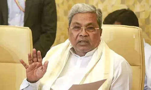 38 महीने के बकाया भुगतान की मांग अनुचित: CM ने परिवहन कर्मचारियों से कहा 38 महीने के बकाया भुगतान की मांग अनुचित: CM ने परिवहन कर्मचारियों से कहा