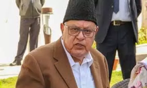 5 अगस्त, 2019 की एकतरफा कार्रवाई अस्वीकार्य: डॉ. फारूक अब्दुल्ला 5 अगस्त, 2019 की एकतरफा कार्रवाई अस्वीकार्य: डॉ. फारूक अब्दुल्ला
