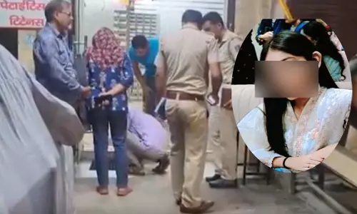 नाबालिग लड़की का मर्डर, आरोपी ने क्लिनिक के अंदर घुसकर बनाया निशाना नाबालिग लड़की का मर्डर, आरोपी ने क्लिनिक के अंदर घुसकर बनाया निशाना