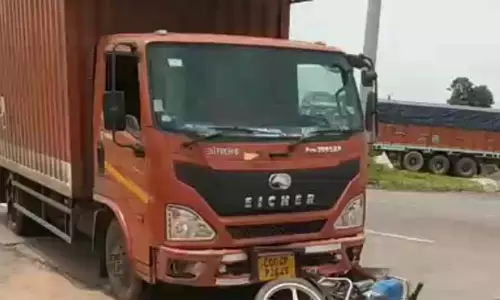 माजदा ने कुचला, बाइक सवार की मौत
