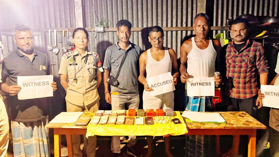 Assam: धुबरी में नशा विरोधी कार्रवाई, भारी मात्रा में ड्रग्स और नकदी बरामद