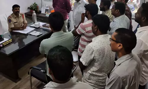 Telangana: पुलिस ने नियमों का उल्लंघन करने वाले अस्पतालों पर कार्रवाई की चेतावनी दी