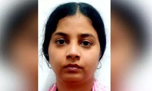 फर्जी दस्तावेज बनाकर पूर्व पति के खिलाफ मामला दर्ज कराने के आरोप में महिला गिरफ्तार फर्जी दस्तावेज बनाकर पूर्व पति के खिलाफ मामला दर्ज कराने के आरोप में महिला गिरफ्तार