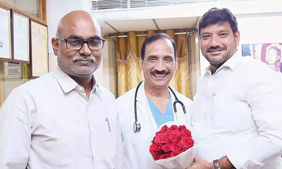 पी4: डॉ. राघव सरमा ने 1,000 परिवारों की ज़िम्मेदारी ली