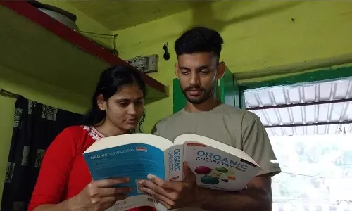 Jabalpur: अजय चक्रवर्ती की कहानी बनी लाखों के लिए प्रेरणा Jabalpur: अजय चक्रवर्ती की कहानी बनी लाखों के लिए प्रेरणा