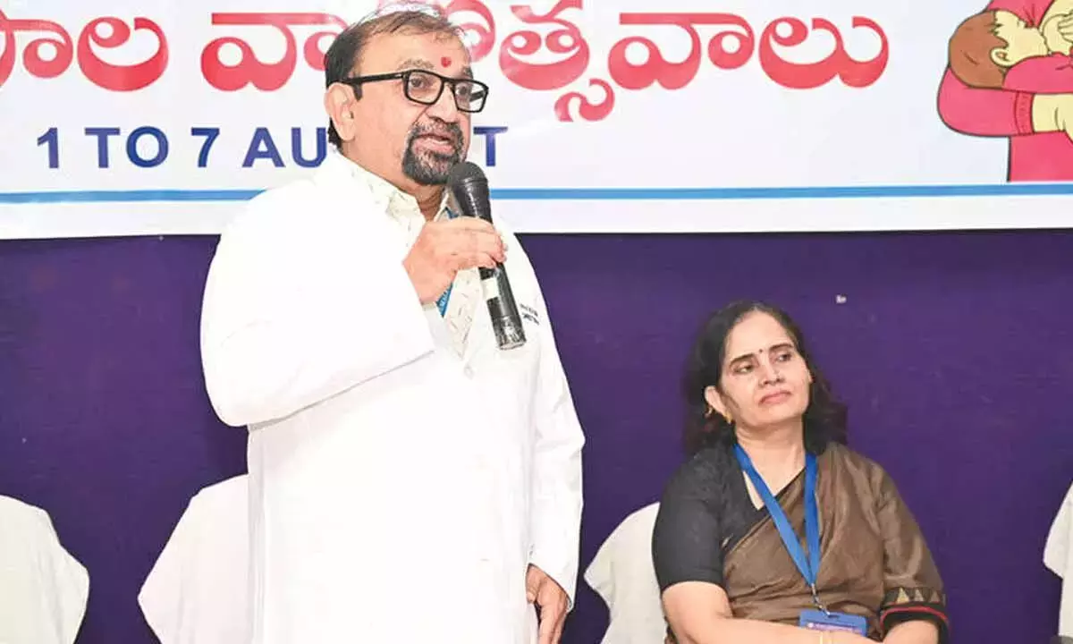 माँ और बच्चे के लिए प्रारंभिक स्तनपान महत्वपूर्ण: SVIMS निदेशक माँ और बच्चे के लिए प्रारंभिक स्तनपान महत्वपूर्ण: SVIMS निदेशक