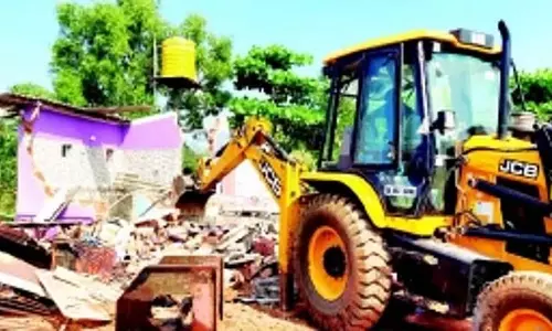 Curtorim कम्यूनिडेड अवैध संरचनाओं को वैध बनाने के कदम का विरोध Curtorim कम्यूनिडेड अवैध संरचनाओं को वैध बनाने के कदम का विरोध