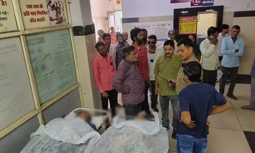 BIG BREAKING: कुबेरेश्वर धाम में मची भगदड़, 2 महिलाओं की दर्दनाक मौत BIG BREAKING: कुबेरेश्वर धाम में मची भगदड़, 2 महिलाओं की दर्दनाक मौत