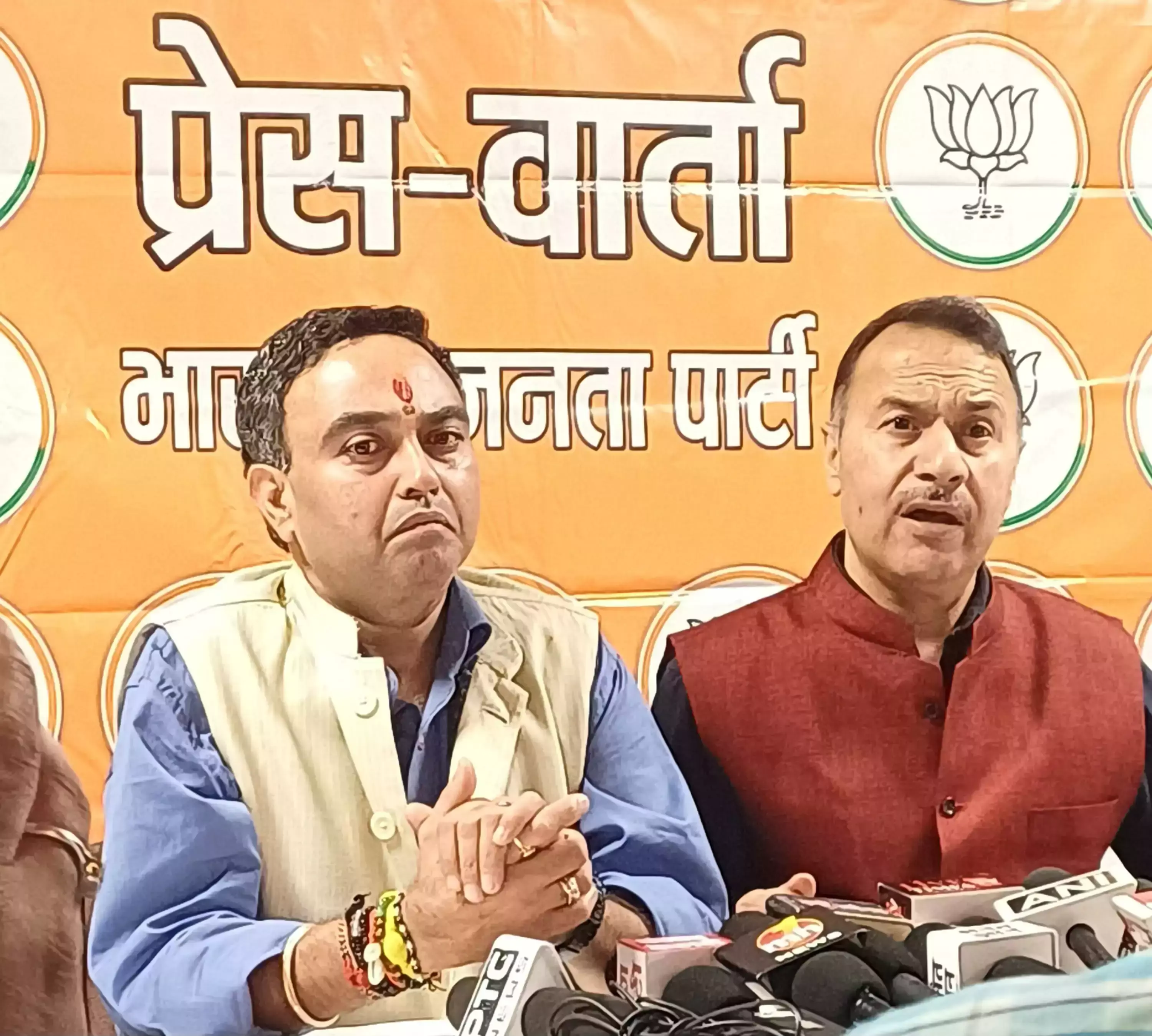 Dharamshala: हिमाचल की अस्मिता से खिलवाड़ कर रहे हैं नारेबाज: संजय शर्मा Dharamshala: हिमाचल की अस्मिता से खिलवाड़ कर रहे हैं नारेबाज: संजय शर्मा