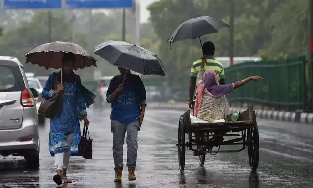 Telangana और रायलसीमा में भारी बारिश का अनुमान Telangana और रायलसीमा में भारी बारिश का अनुमान